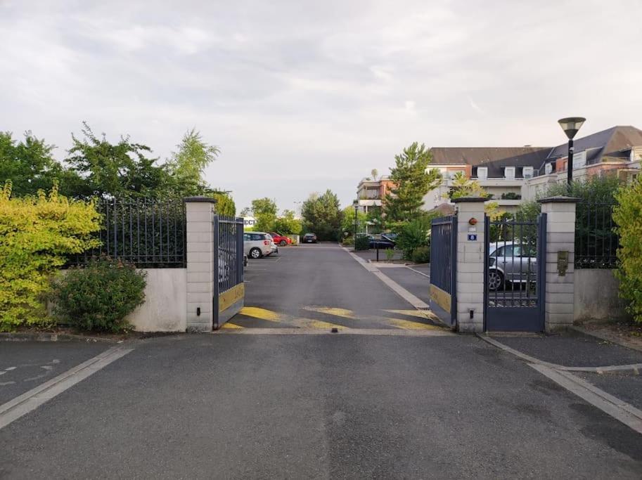 Voyage En Touraine Apartment Fondettes Exterior photo